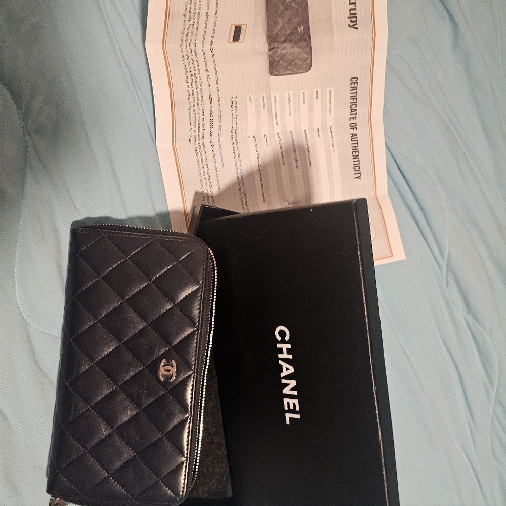 Chanel Quilted Navy Lambskin Wallet With Card And BOX